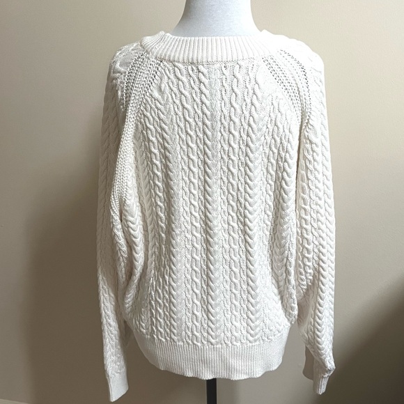 NWT~RW&CO Cable Knit Sweater~Size L~White~Batwing Sleeves - Picture 7 of 14